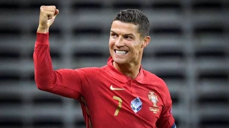 Cristiano Ronaldo thuộc Top 10 cầu thủ chạy nhanh nhất thế giới